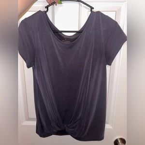 Gray short sleeve shirt